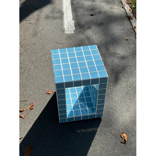 Кавовий столик Cube Hole 45/32 см. Tile 5 см