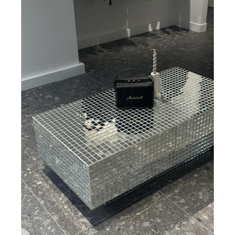 Зеркальный стол Flat Mirror Table