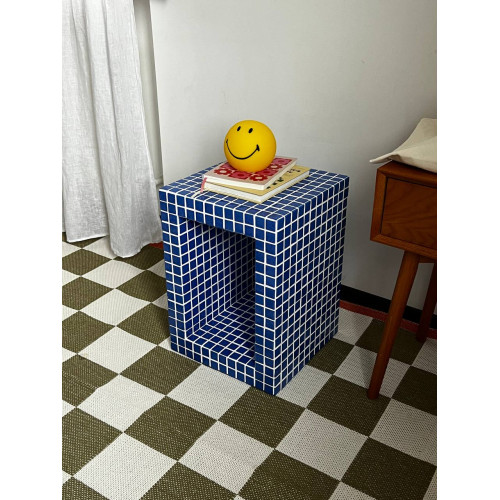 Кофейный столик Cube hole Tile 2,5 см.